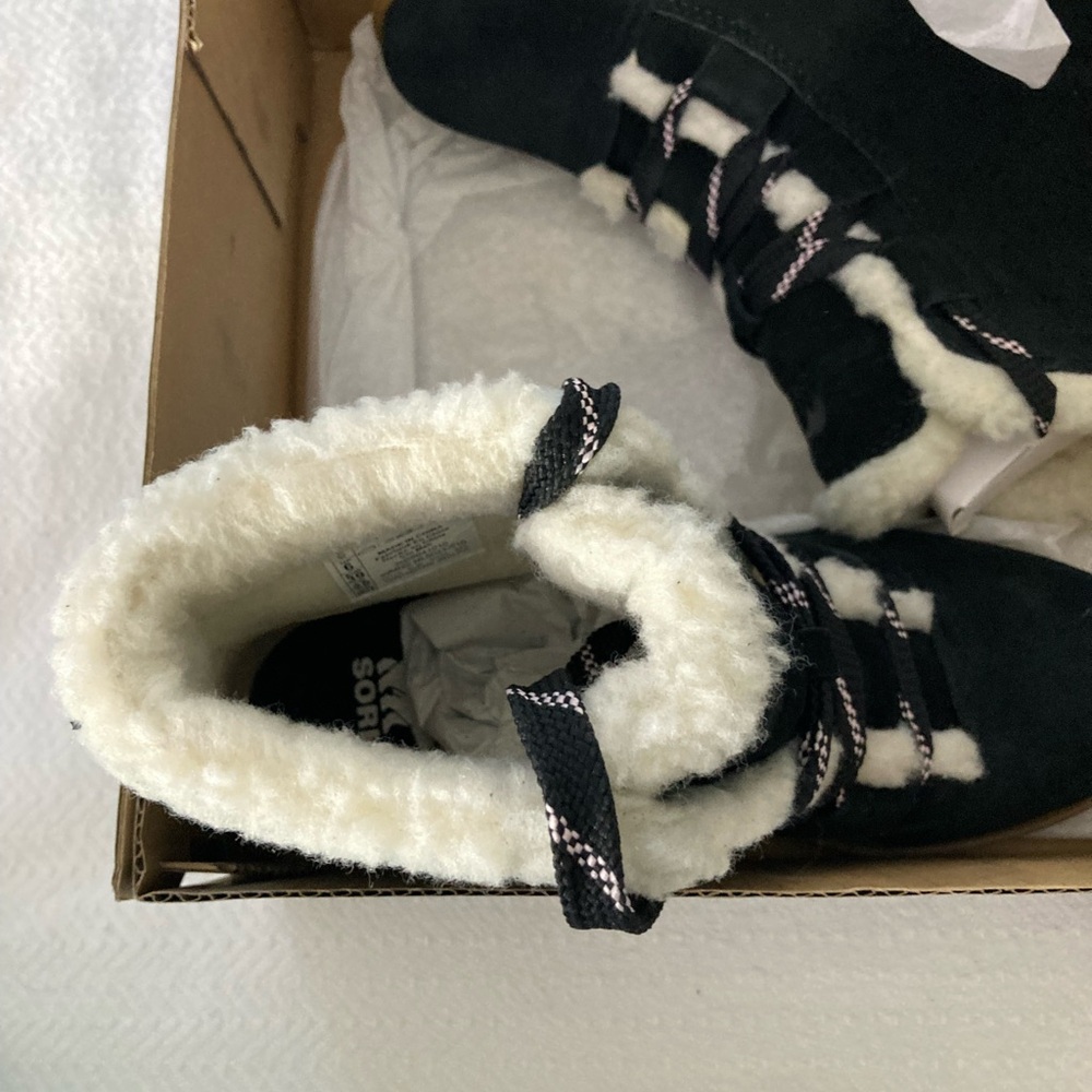 Sorel Evie ll new in box - Picture 4 of 7